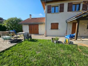 Réalisation d'une terrasse en carrelage sur plot à Bernin